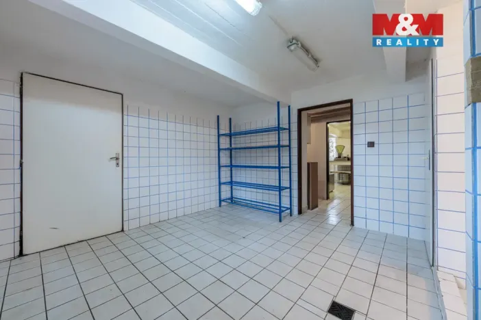 Prodej obchodního prostoru, Karlovy Vary, Moskevská, 85 m2