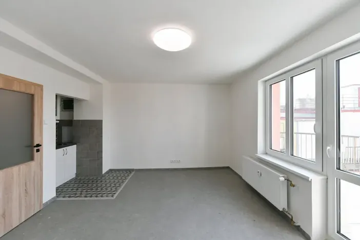 Pronájem bytu 1+kk, Praha - Vinohrady, náměstí Jiřího z Lobkovic, 29 m2