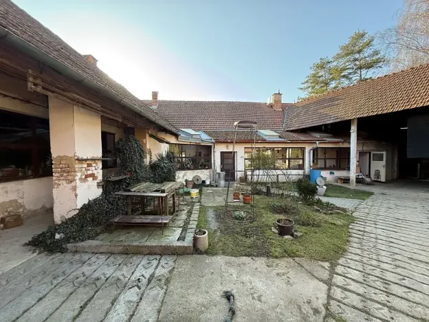 Prodej rodinného domu, Prace, K Mohyle míru, 185 m2