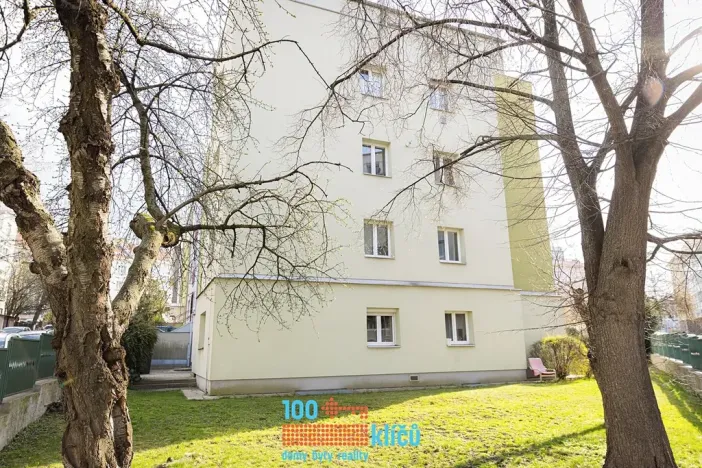 Pronájem bytu 2+1, Praha - Střešovice, Na Hubálce, 35 m2