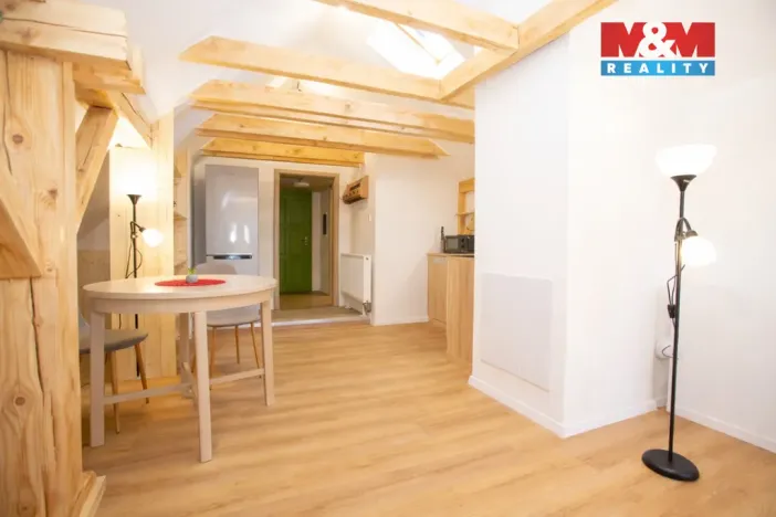 Prodej bytu 2+kk, Jindřichův Hradec - Jindřichův Hradec III, Mlýnská, 76 m2