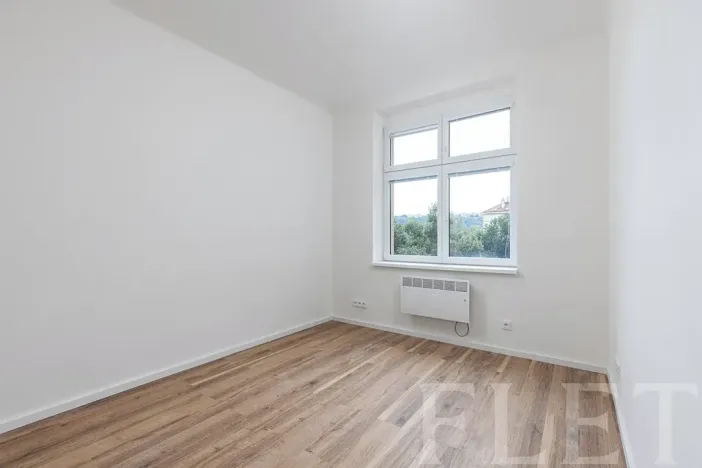 Prodej bytu 2+kk, Praha - Holešovice, U vody, 45 m2
