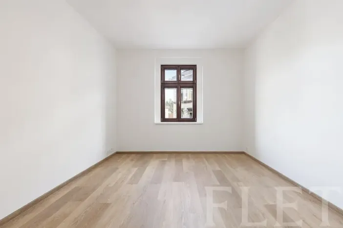 Pronájem bytu 1+kk, Praha - Žižkov, Milíčova, 28 m2