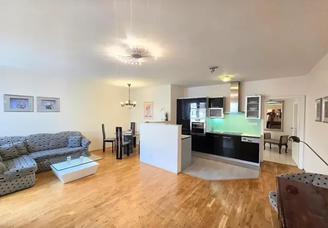 Pronájem bytu 3+kk, Praha - Žižkov, Pod Parukářkou, 75 m2