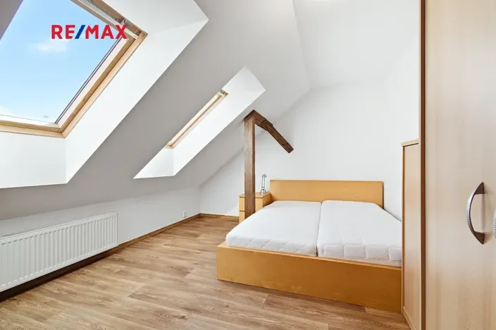 Prodej rodinného domu, Břasy, 298 m2