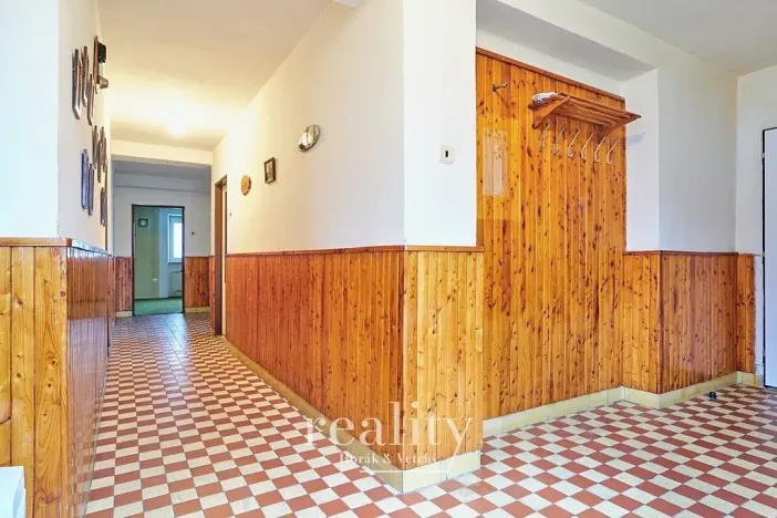 Prodej rodinného domu, Březník, 261 m2