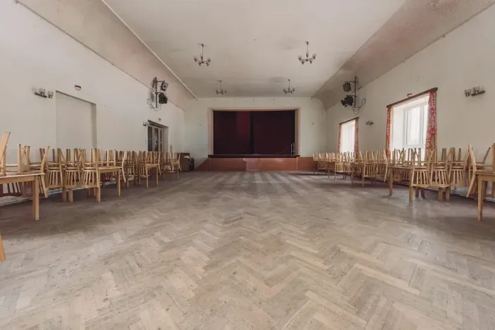 Prodej komerční nemovitosti, Klamoš, 865 m2