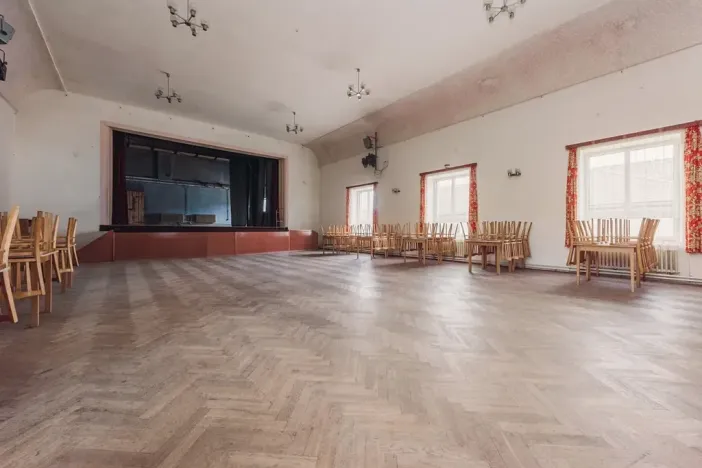 Prodej restaurace, Klamoš, 865 m2