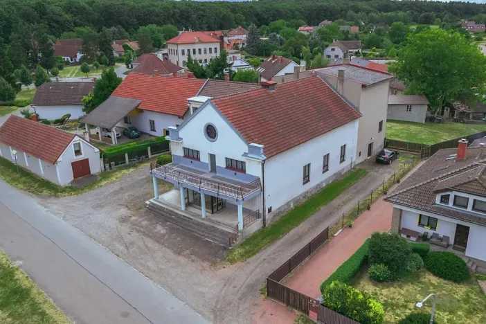 Prodej restaurace, Klamoš, 865 m2