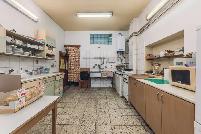 Prodej rodinného domu, Klamoš, 865 m2