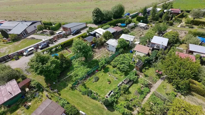 Prodej zahrady, Pardubice, Nemošická, 205 m2