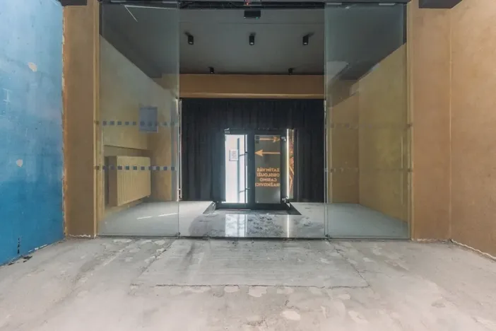 Pronájem obchodního prostoru, Pardubice, třída Míru, 390 m2