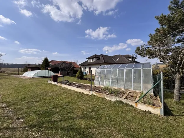 Prodej rodinného domu, Všeradice, 402 m2