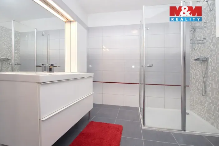 Prodej bytu 3+kk, Praha - Kyje, Břeclavská, 70 m2