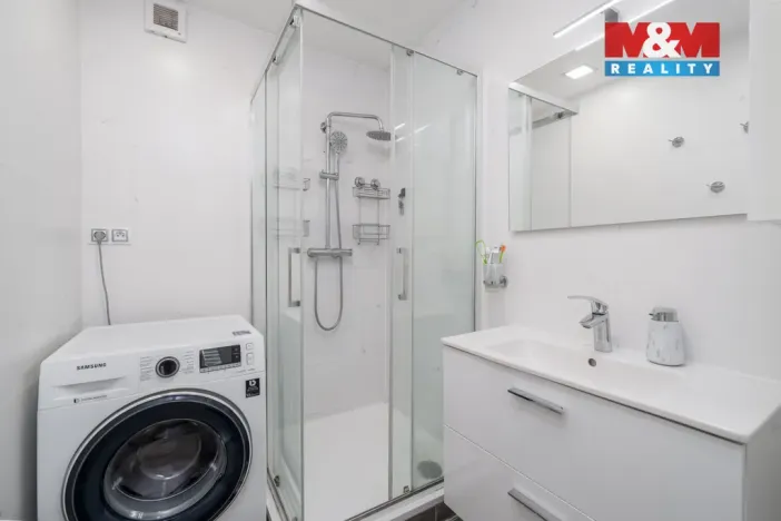 Prodej bytu 4+1, Ústí nad Labem - Krásné Březno, U Pivovarské zahrady, 82 m2