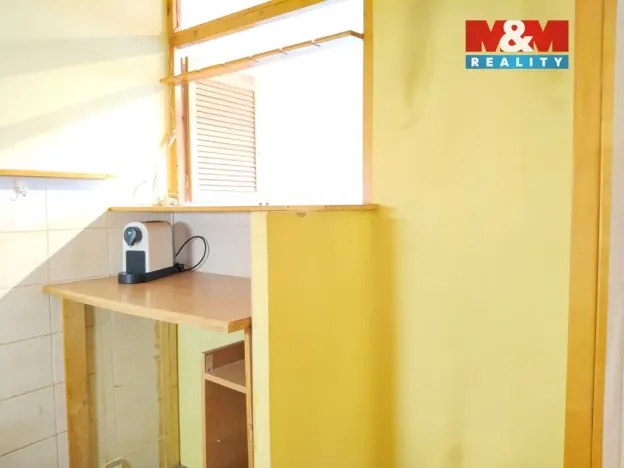 Prodej bytu 2+1, Praha - Hloubětín, Kardašovská, 43 m2