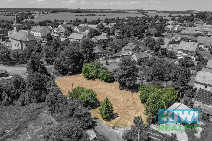 Prodej pozemku pro bydlení, Velké Heraltice, 1744 m2