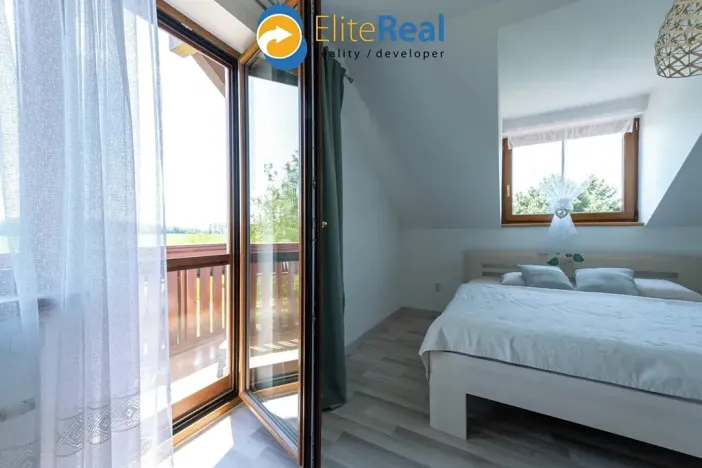 Prodej vícegeneračního domu, Příkazy, 344 m2