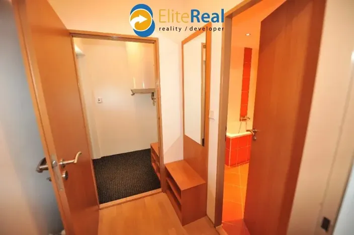 Pronájem bytu 1+1, Olomouc, Chválkovická, 55 m2