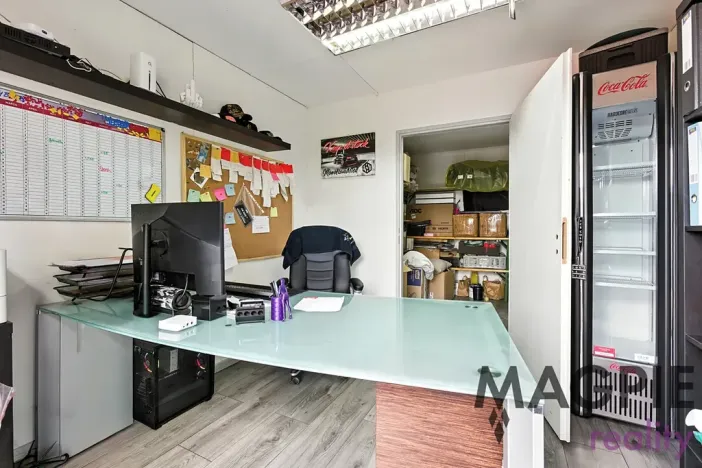 Pronájem restaurace, Praha - Uhříněves, Přátelství, 172 m2