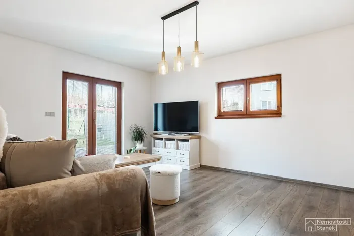 Prodej rodinného domu, Chyšky, 170 m2