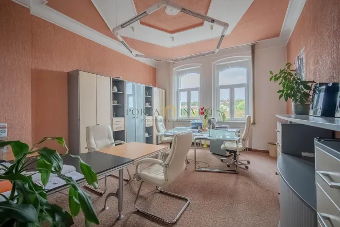 Prodej činžovního domu, Karlovy Vary, náměstí Republiky, 672 m2