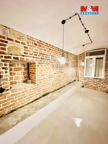 Pronájem kanceláře, Praha - Vinohrady, Sarajevská, 79 m2