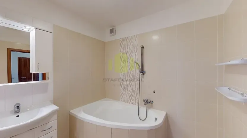 Prodej bytu 2+kk, Olomouc, Peškova, 65 m2