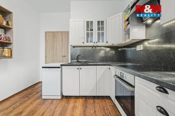 Prodej bytu 2+1, Bakov nad Jizerou - Malá Bělá, 66 m2