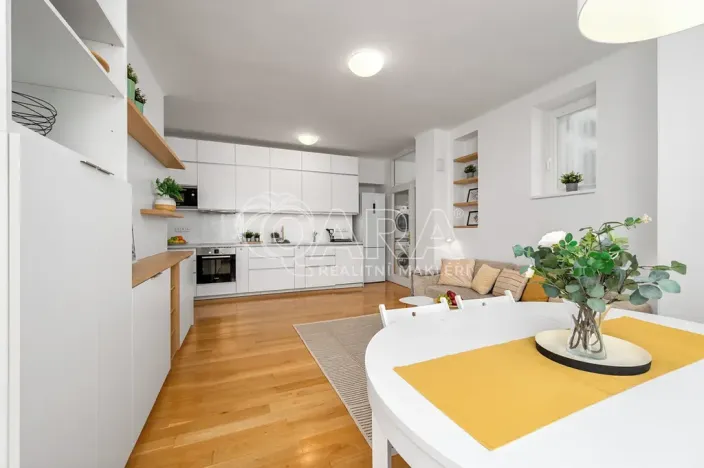 Prodej bytu 3+kk, Praha - Vinohrady, Laubova, 76 m2