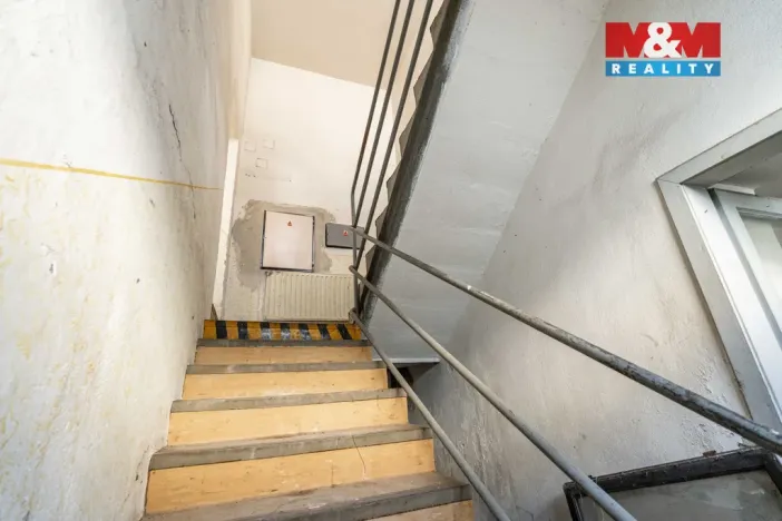 Prodej obchodního prostoru, Jemnice, Tyršova, 800 m2