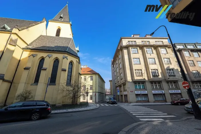 Prodej bytu 2+kk, Praha - Nové Město, Novomlýnská, 65 m2