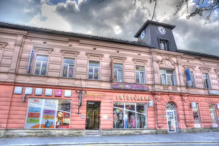 Pronájem obchodního prostoru, Frýdek-Místek, tř. T. G. Masaryka, 95 m2