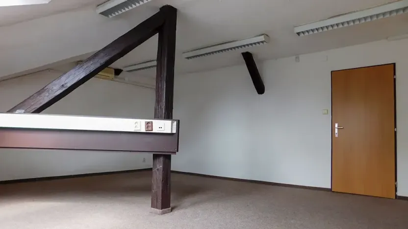 Pronájem kanceláře, Frýdek-Místek, Nádražní, 31 m2