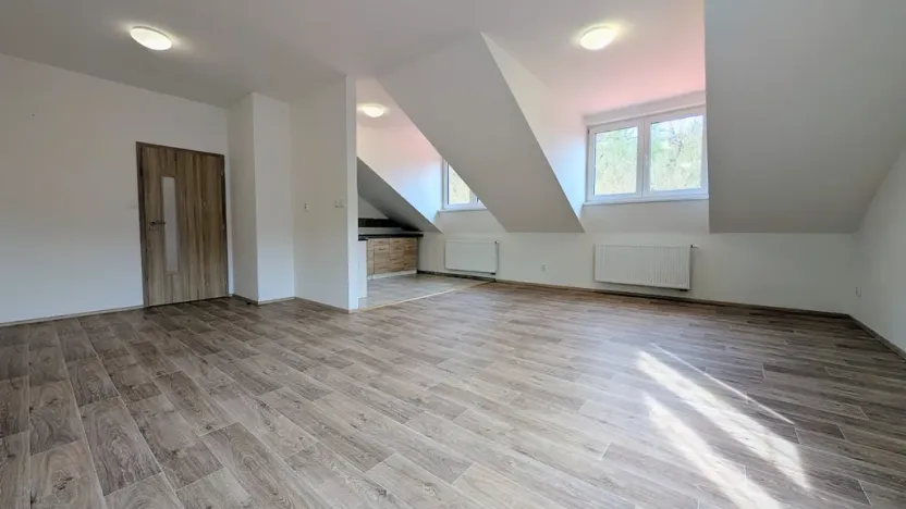 Pronájem bytu 4+kk, Peruc, U Koupaliště, 116 m2