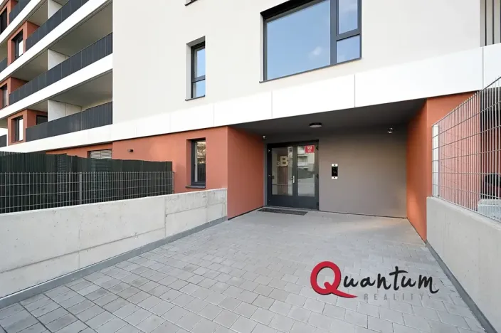 Pronájem bytu 1+kk, Praha - Letňany, Vyletalova, 31 m2