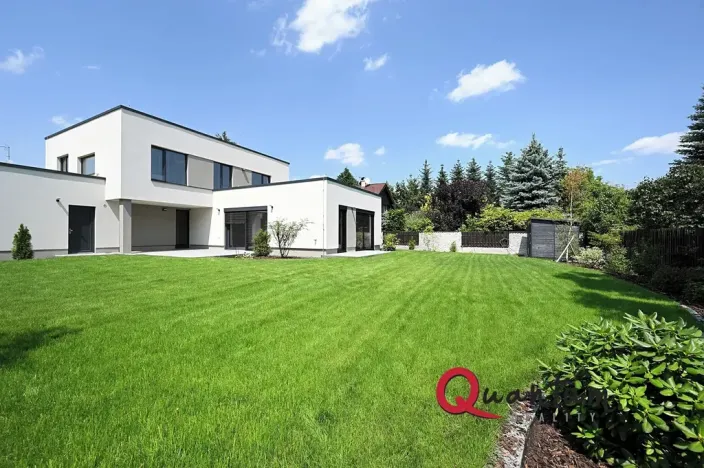 Pronájem rodinného domu, Šestajovice, Konopišťská, 250 m2