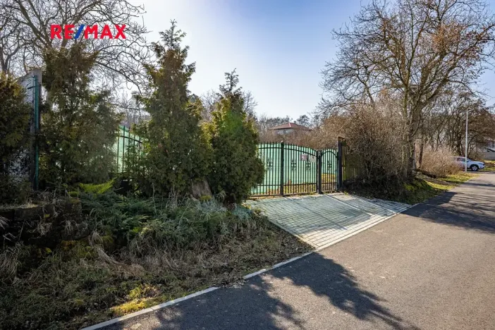 Prodej pozemku pro bydlení, Nelahozeves, U Dvora, 1100 m2