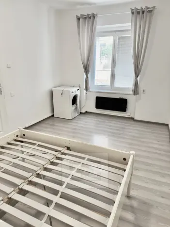 Pronájem bytu 2+1, Praha - Záběhlice, Záběhlická, 43 m2