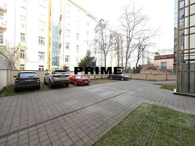 Pronájem bytu 3+kk, Praha - Vinohrady, Vinohradská, 94 m2