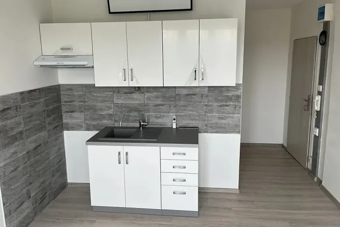 Pronájem bytu 1+kk, Sokolov, Jelínkova, 20 m2