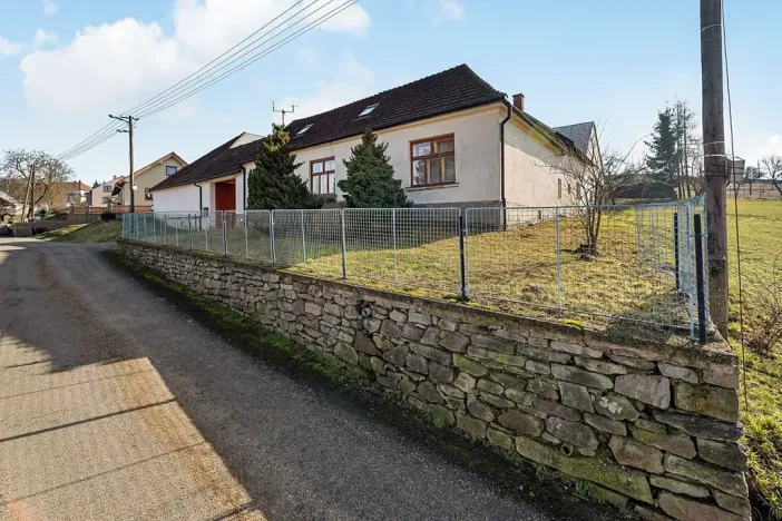 Prodej rodinného domu, Rašov, 151 m2