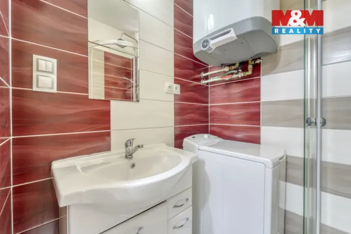 Pronájem bytu 2+1, Plzeň - Lobzy, Blatenská, 54 m2