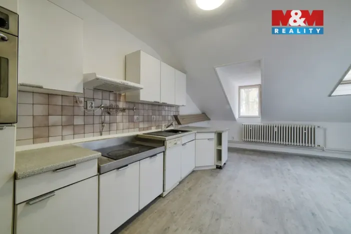 Pronájem bytu 3+1, Mariánské Lázně, Hlavní třída, 110 m2