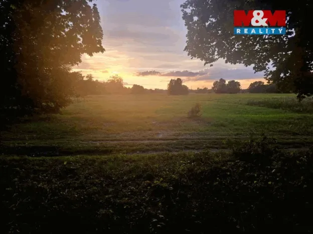 Prodej louky, Hradec Králové - Pražské Předměstí, 7544 m2