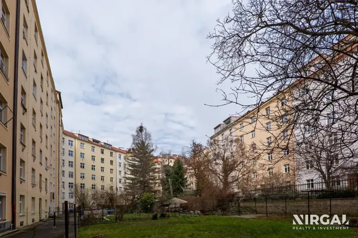 Prodej bytu 2+1, Praha - Vinohrady, Na Folimance, 63 m2