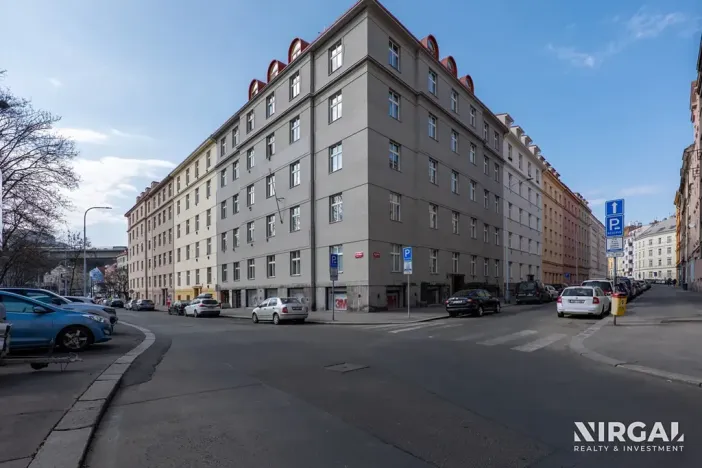 Prodej bytu 2+1, Praha - Vinohrady, Na Folimance, 63 m2