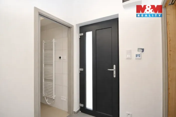 Pronájem chaty, Praha, Za Rokytkou, 35 m2