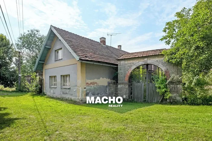 Prodej zemědělské usedlosti, Veliš, 335 m2