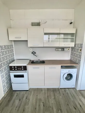 Pronájem bytu 1+1, Teplice, Bratislavská, 41 m2